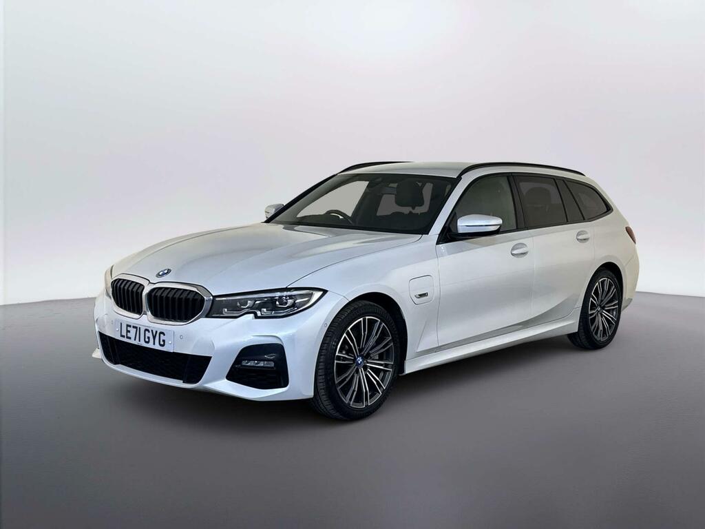 BMW 3 Series 2.0 330E 12Kwh M Sport Touring Plug-in White #4