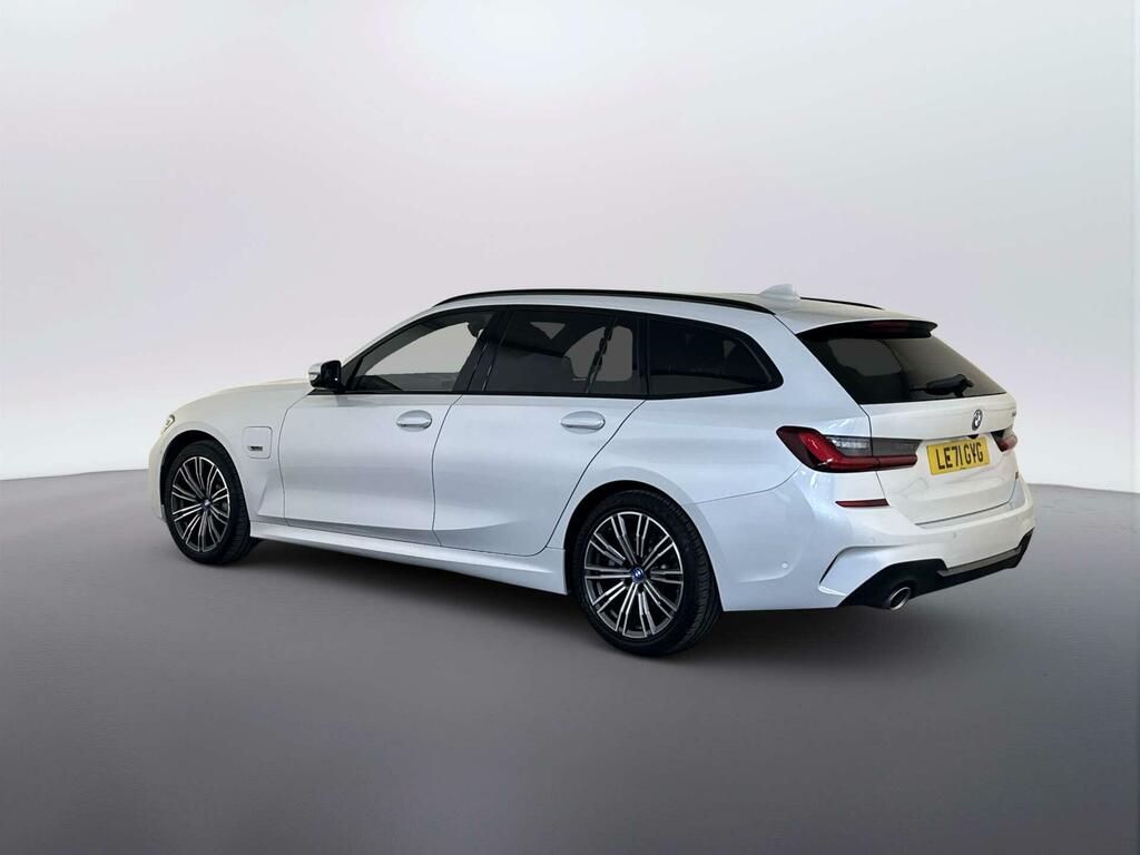 BMW 3 Series 2.0 330E 12Kwh M Sport Touring Plug-in White #6