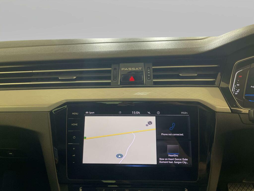 Volkswagen Passat Gte Advance Black #18