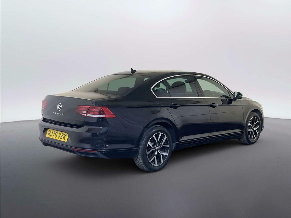 Volkswagen Passat Gte Advance Black #8