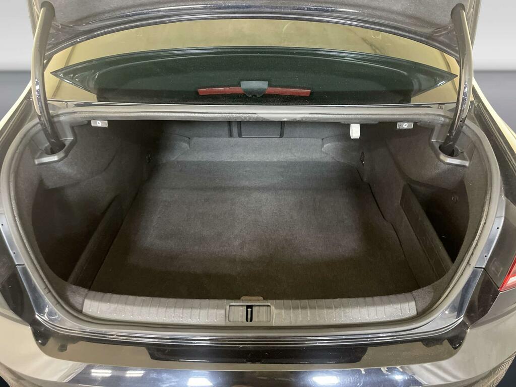 Volkswagen Passat Gte Advance Black #24