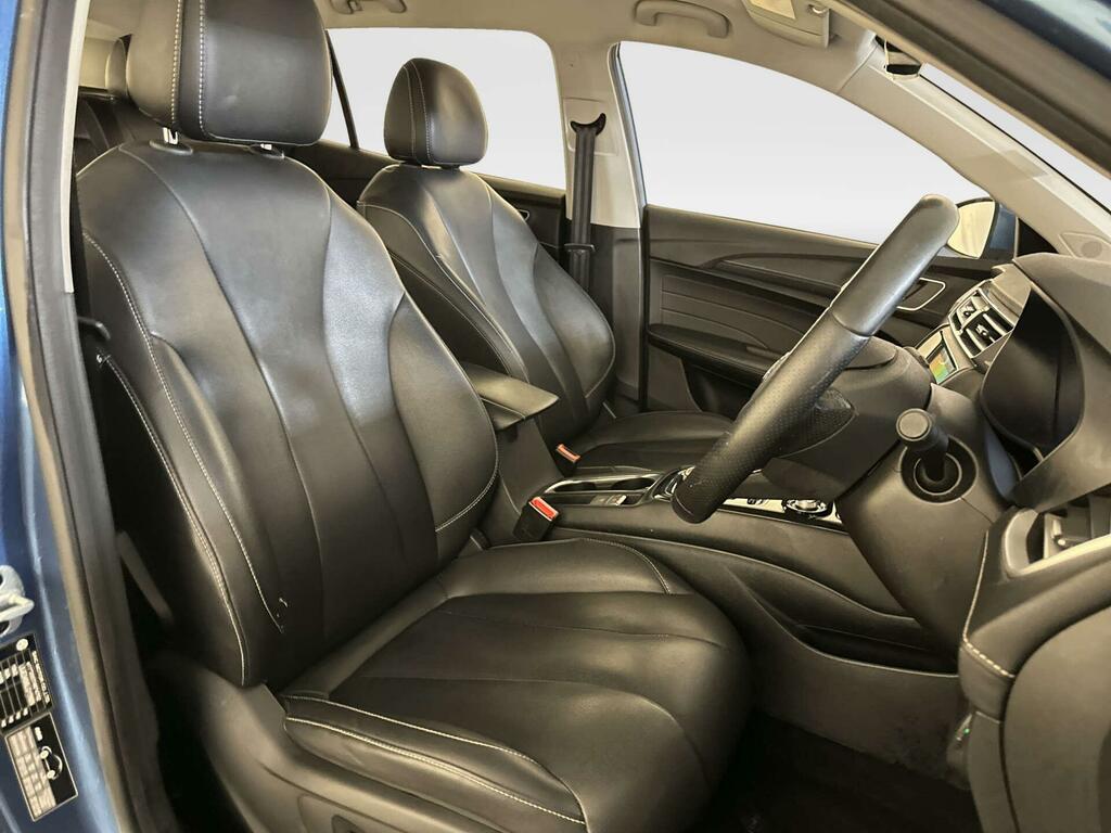 MG MG5  Black #11