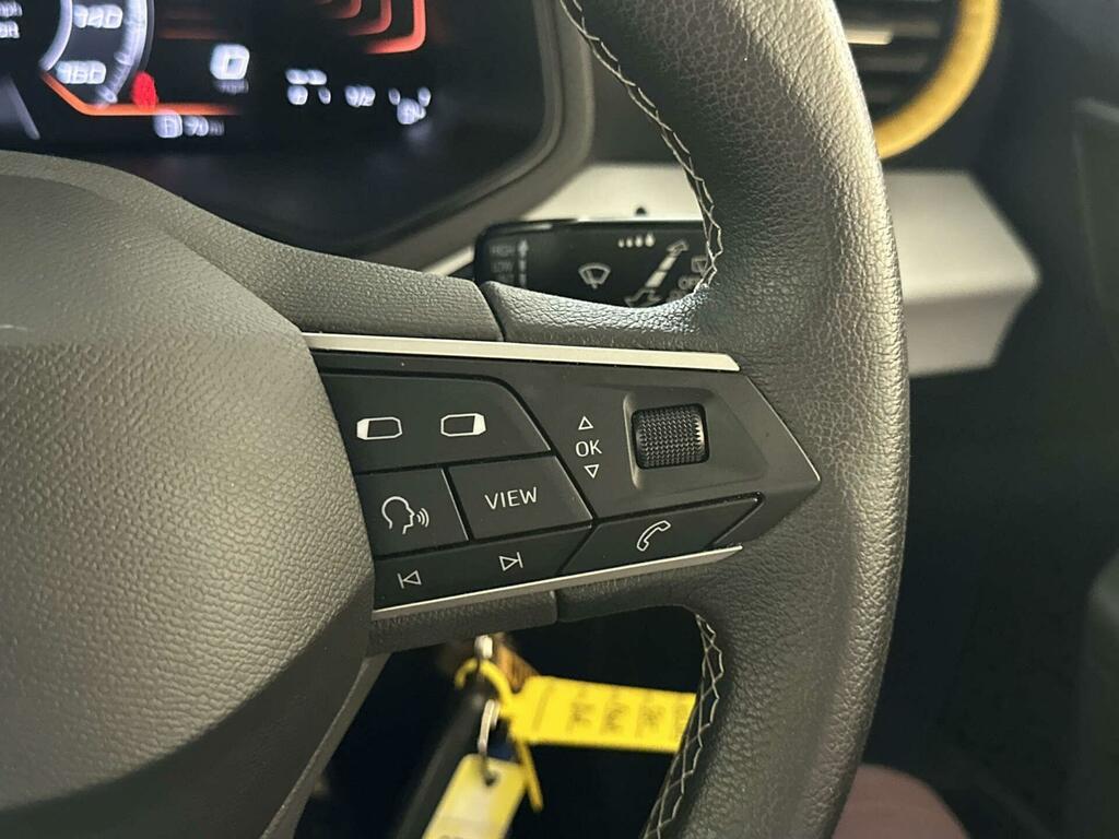 Seat Arona Hatchback Black #18