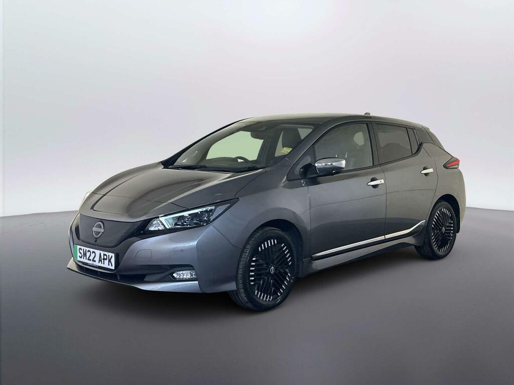 Nissan Leaf 59Kwh E Tekna Hatchback 217 Ps Grey #4