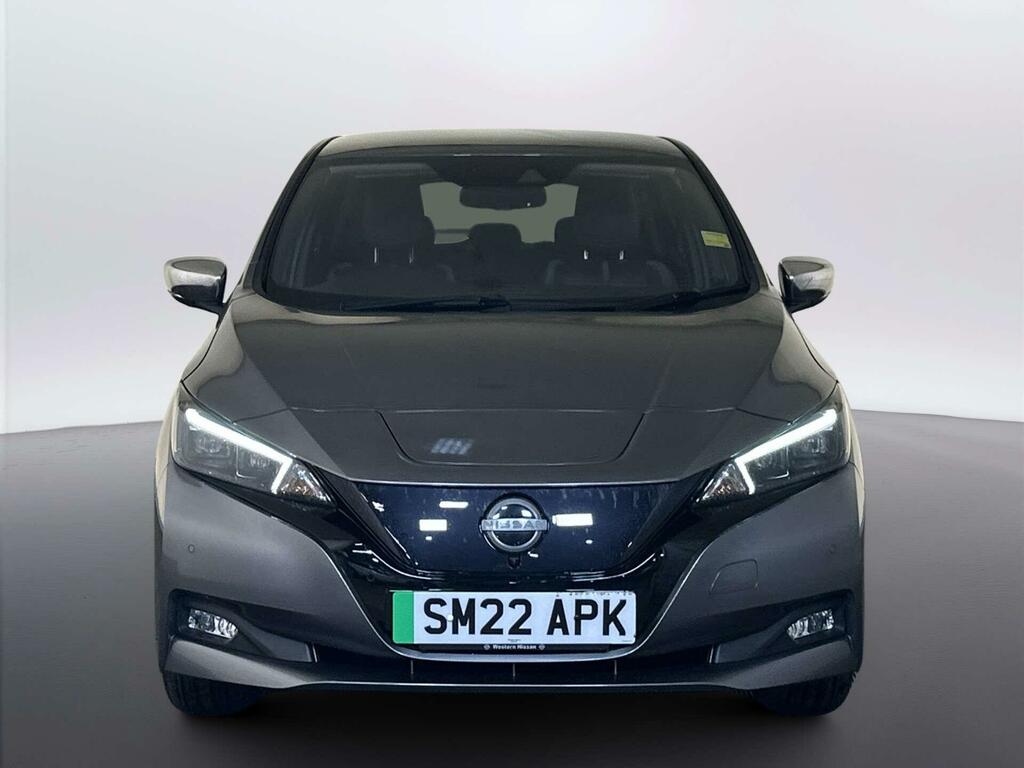 Nissan Leaf 59Kwh E Tekna Hatchback 217 Ps Grey #3