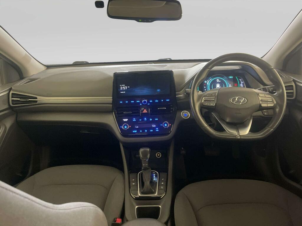 Hyundai Ioniq 1.6 H-gdi Premium Hatchback Hybrid Dct Black #2