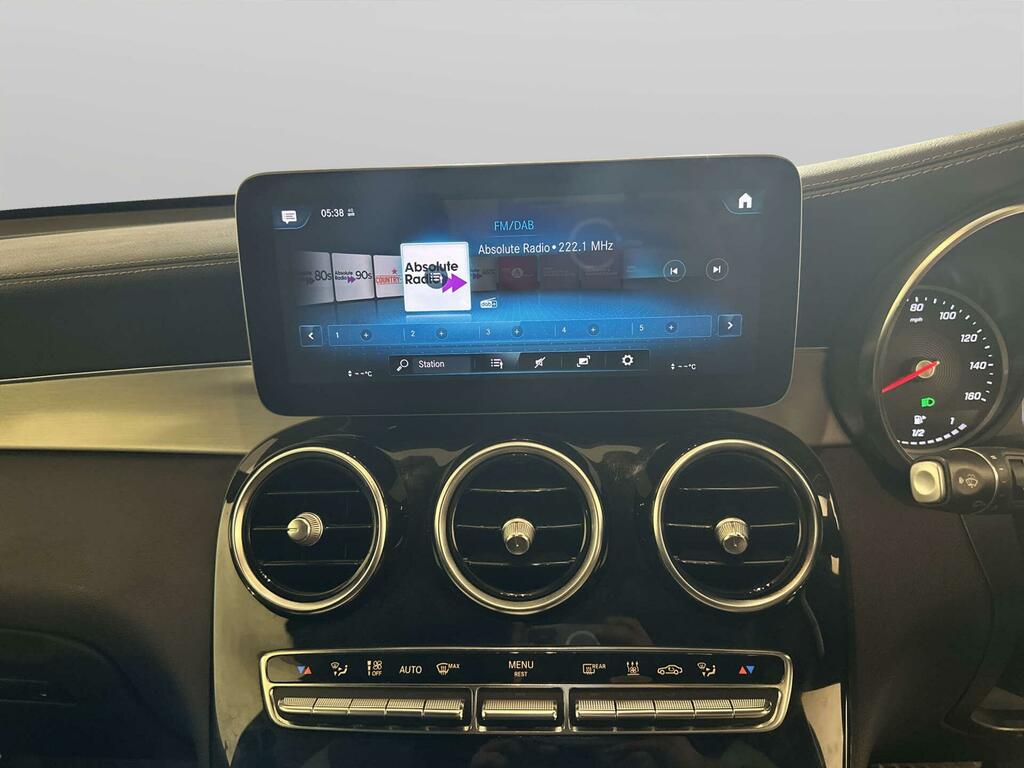 Mercedes-Benz GLC Class Glc 300 D 4Matic Amg Line Premium Plus Black #22