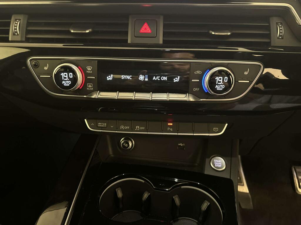 Audi A4 Avant Technik Black #21