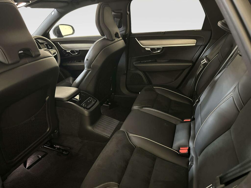 Volvo V90 Plus Black #13