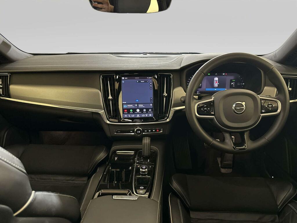Volvo V90 2.0H T6 Recharge 18.8Kwh R-design Estate Petro Blue #2