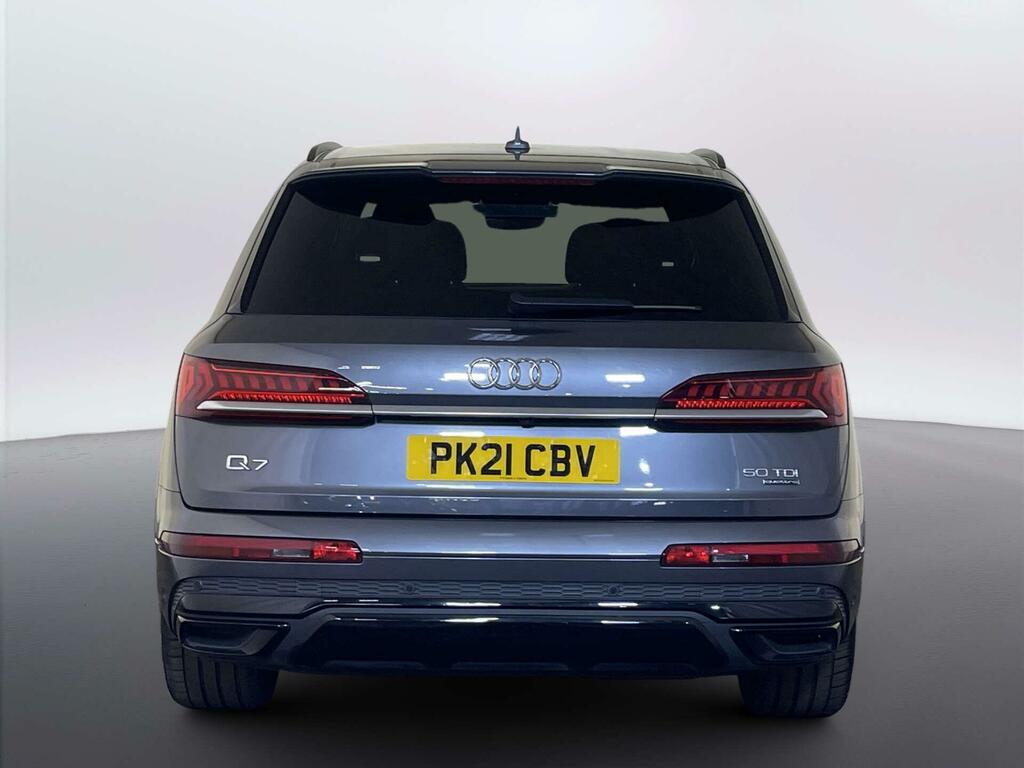 Audi Q7  Black #7