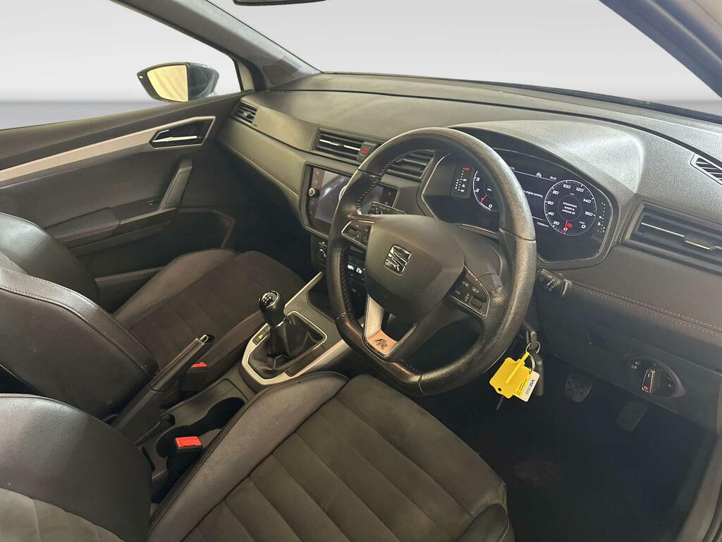 Seat Arona  Black #14