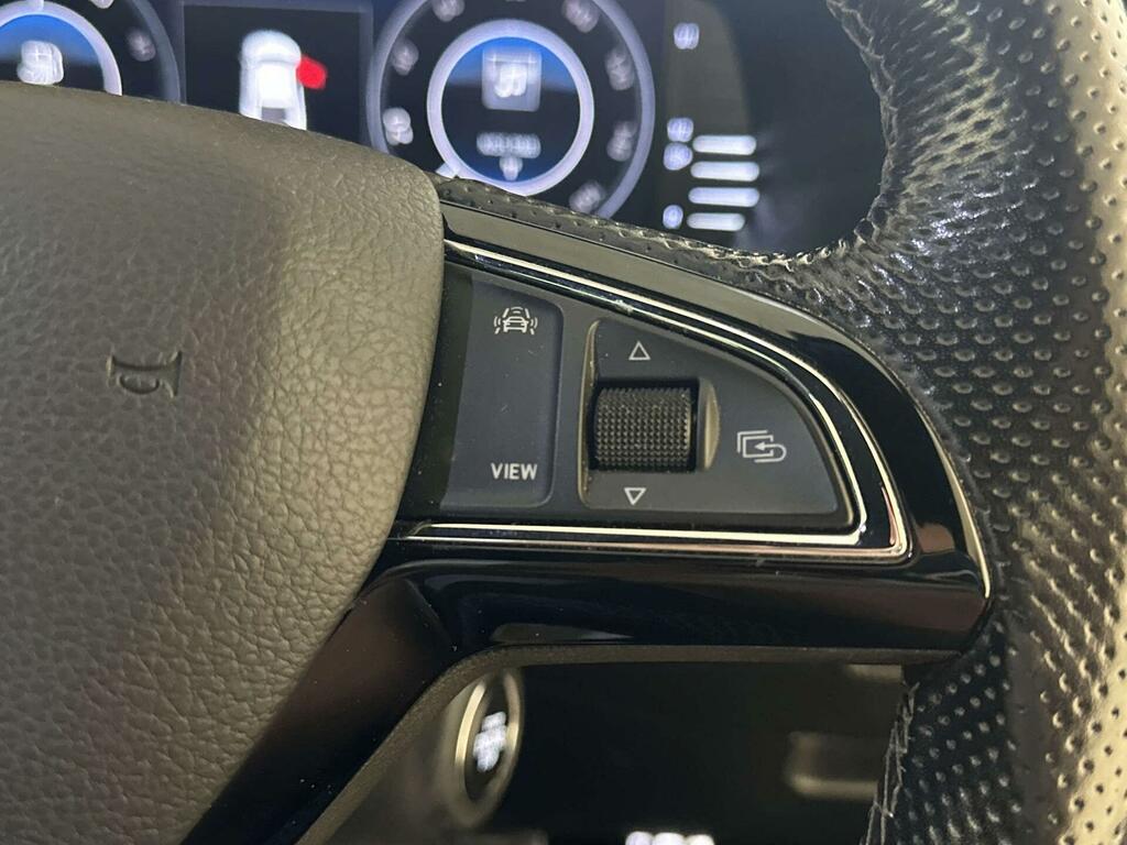Skoda Superb Hatchback Grey #16