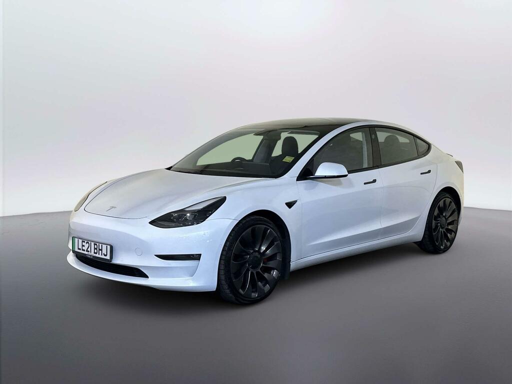 Tesla Model 3 Dual Motor Performance Saloon White #4