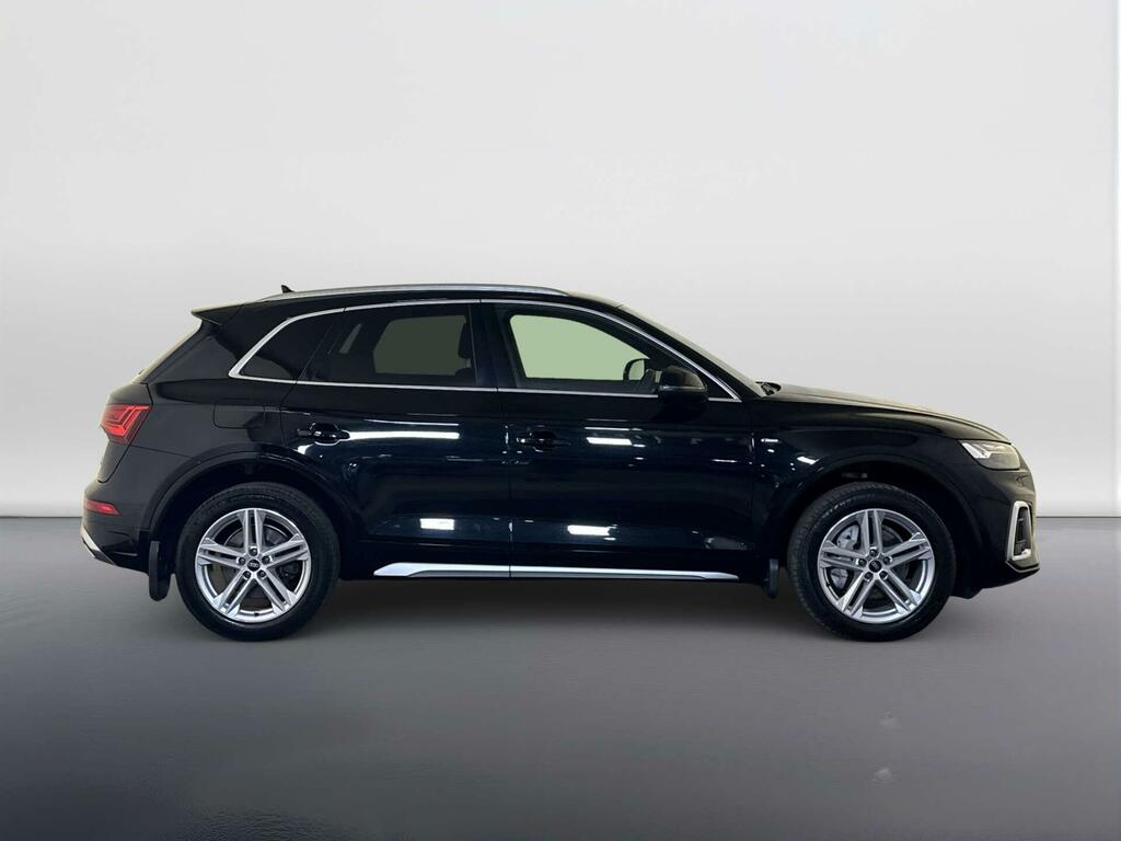 Audi Q5 Black Edition Black #9