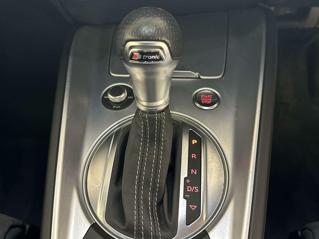 Audi TT 2.0 Tfsi 40 Red #20