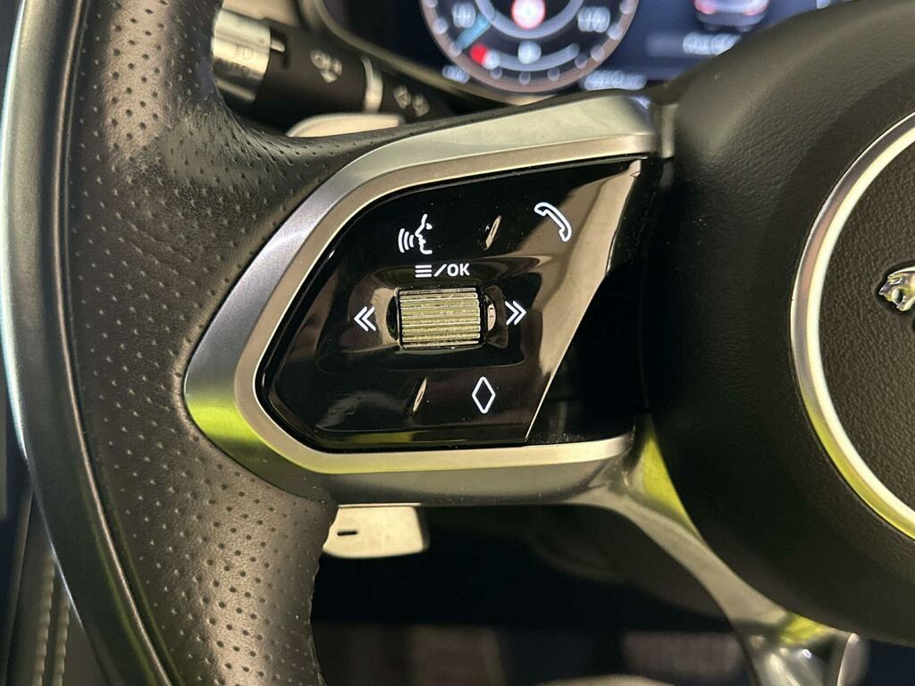Jaguar F-Pace R-dynamic S Blue #15