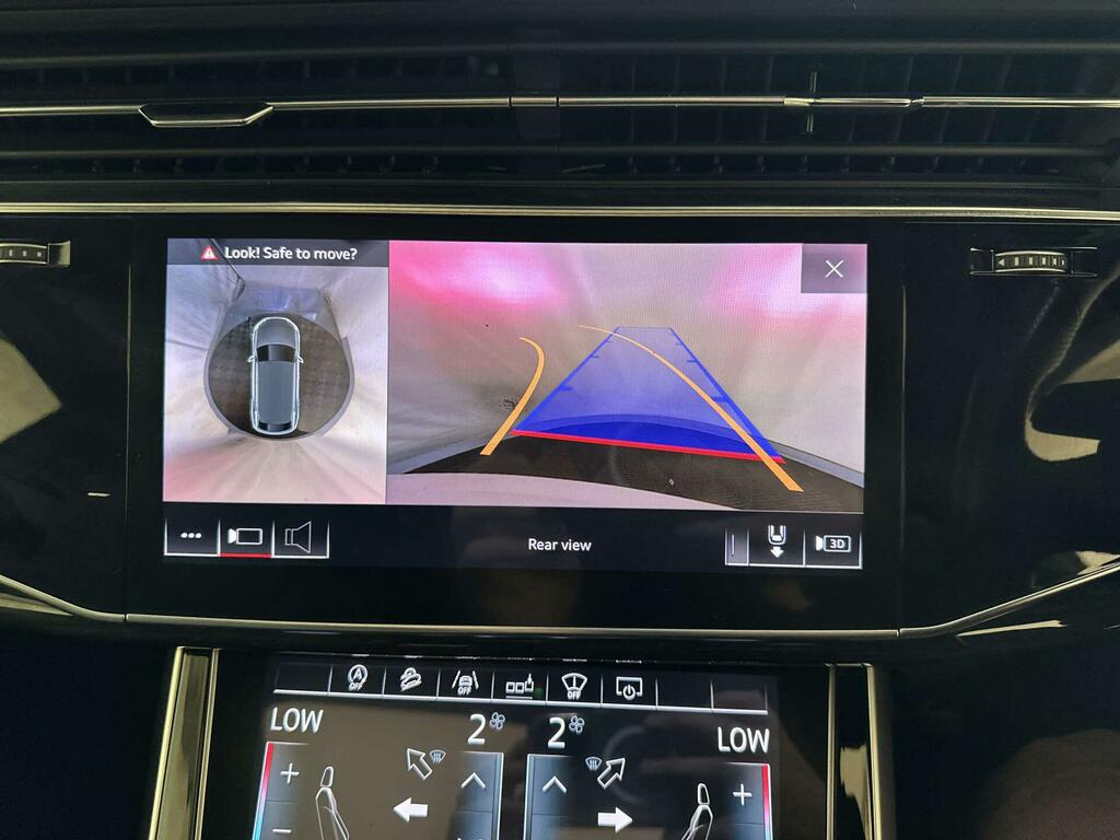 Audi Q8  Blue #20