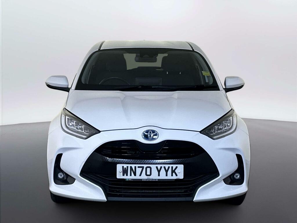 Toyota Yaris 1.5 Vvt-h Design Hatchback Hybrid E-cvt White #3