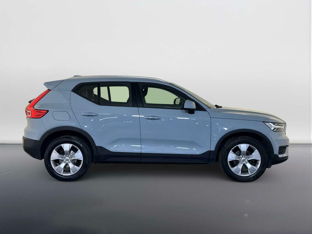 Volvo XC40 Suv Black #9