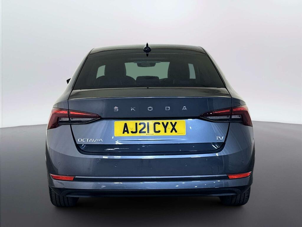 Skoda Octavia Silver #7