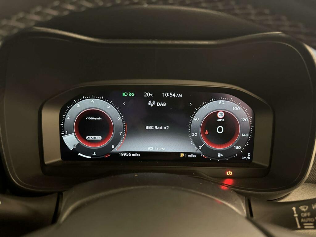 Nissan Juke Hatchback Black #17
