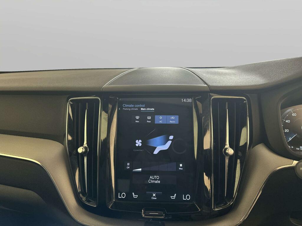 Volvo XC60 Silver #22