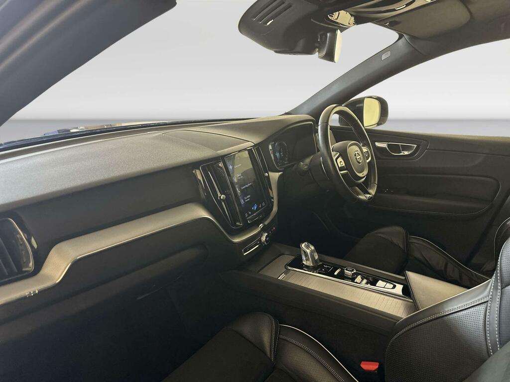 Volvo XC60 Silver #10