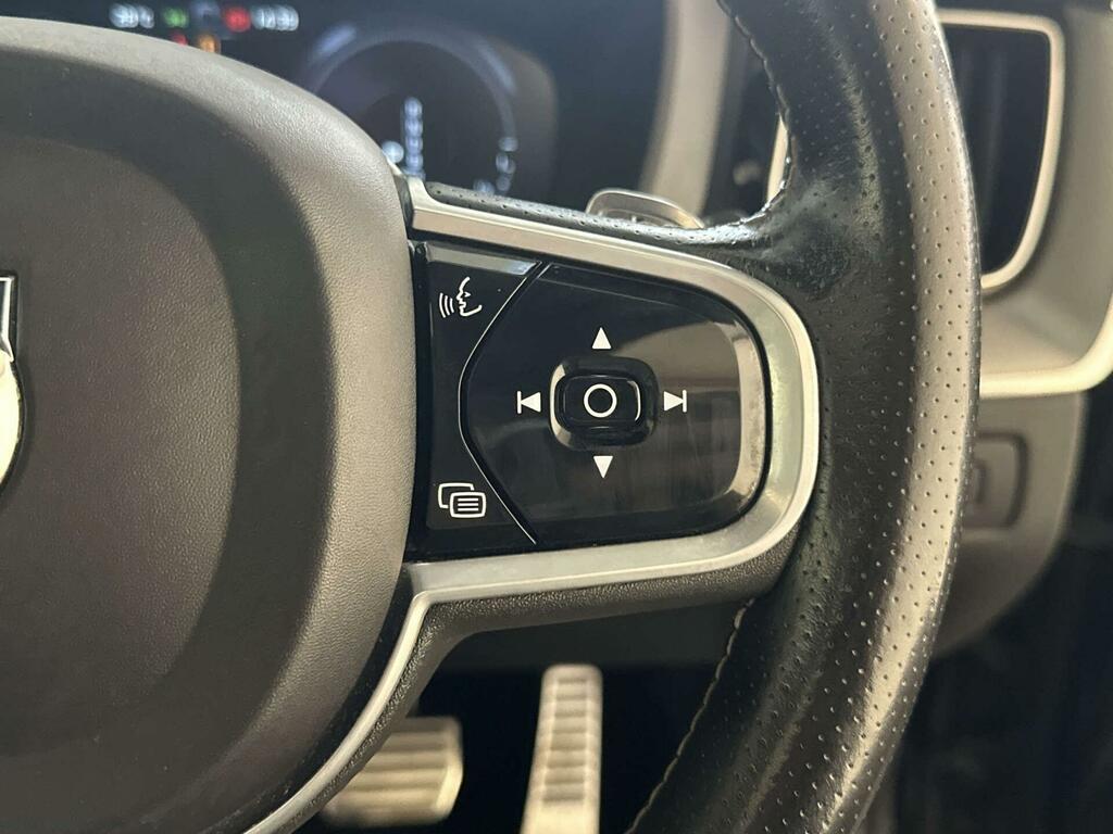 Volvo XC60 Silver #19