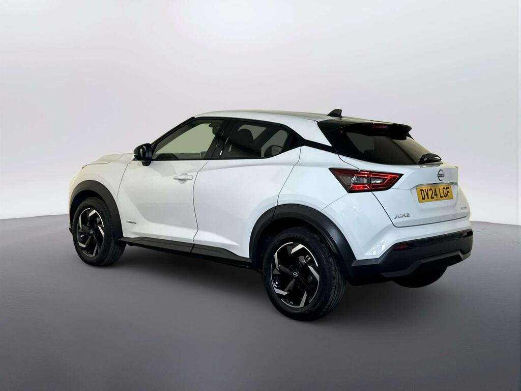 Nissan Juke 1.6 N-connecta Suv Hybrid Euro 6 White #6