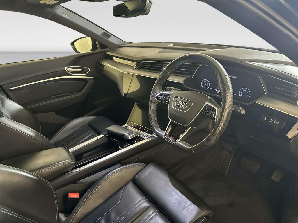 Audi E-tron 93.4Kwh Quattro Grey #13
