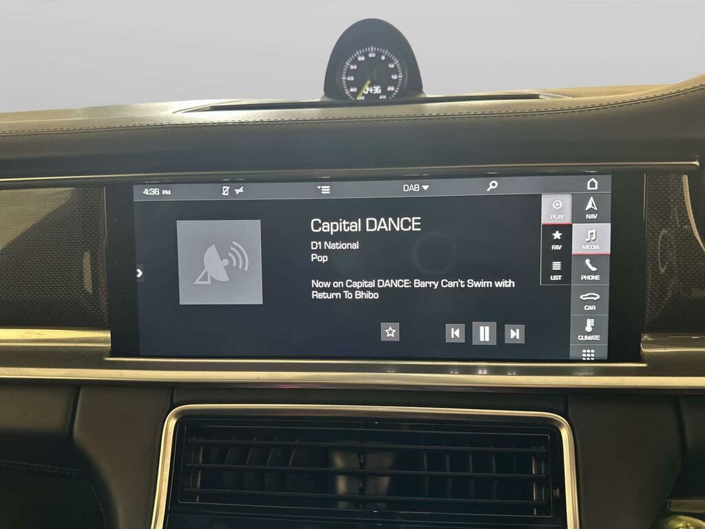 Porsche Panamera 2017 2.9 4 E-hybrid 456 Bhp White #22
