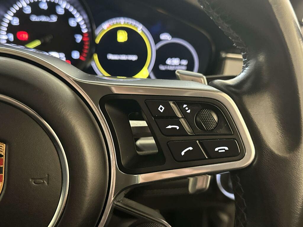 Porsche Panamera 2017 2.9 4 E-hybrid 456 Bhp White #18