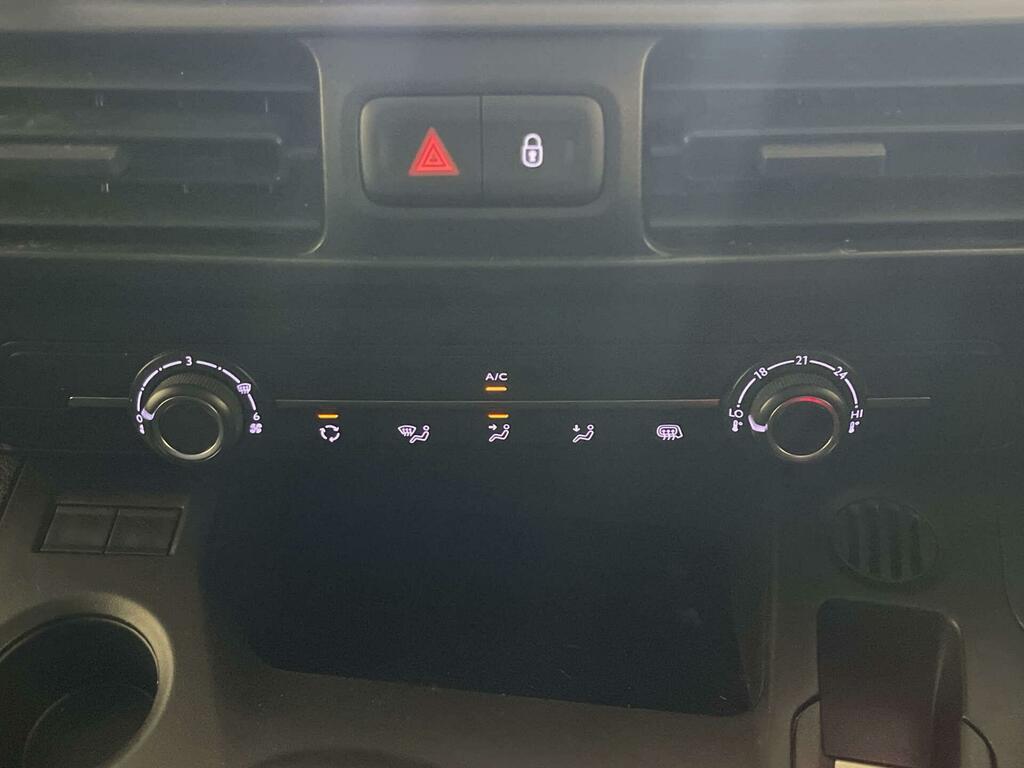 Peugeot Partner Mpv White #21