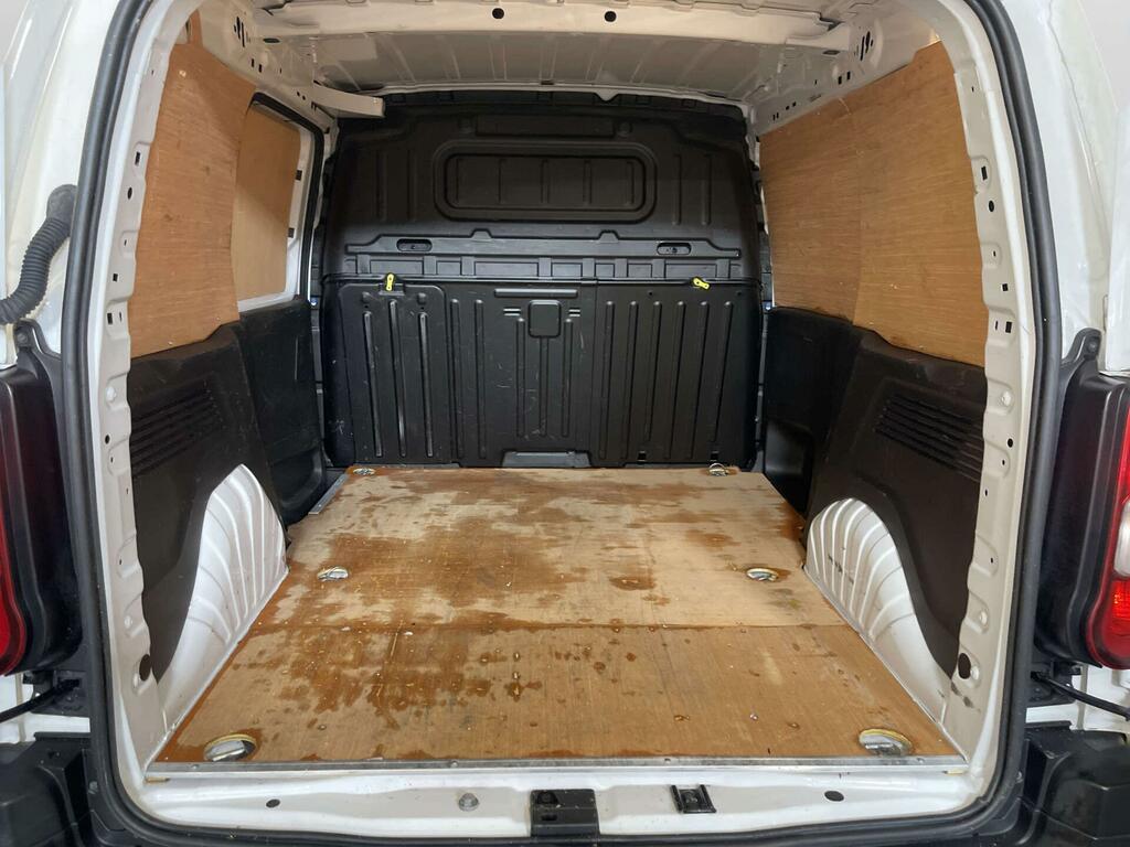Peugeot Partner Mpv White #13