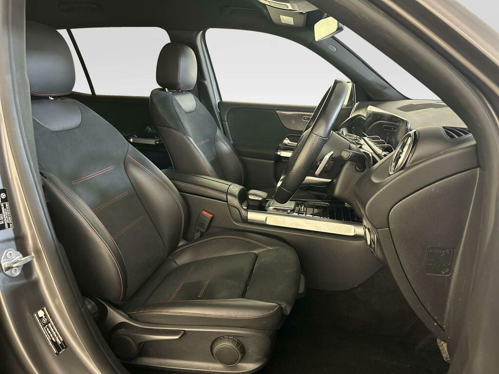 Mercedes-Benz GLB Class Suv White #11