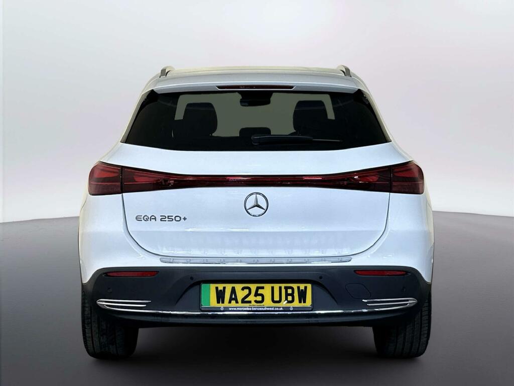 Mercedes-Benz EQA Eqa 250 70.5Kwh Sport Executive Suv Electri White #6