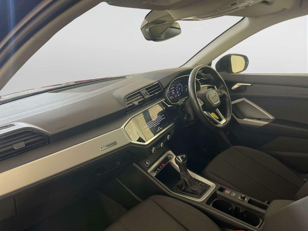 Audi Q3 Q3 Black Edition 45 Tfsi E Blue #10