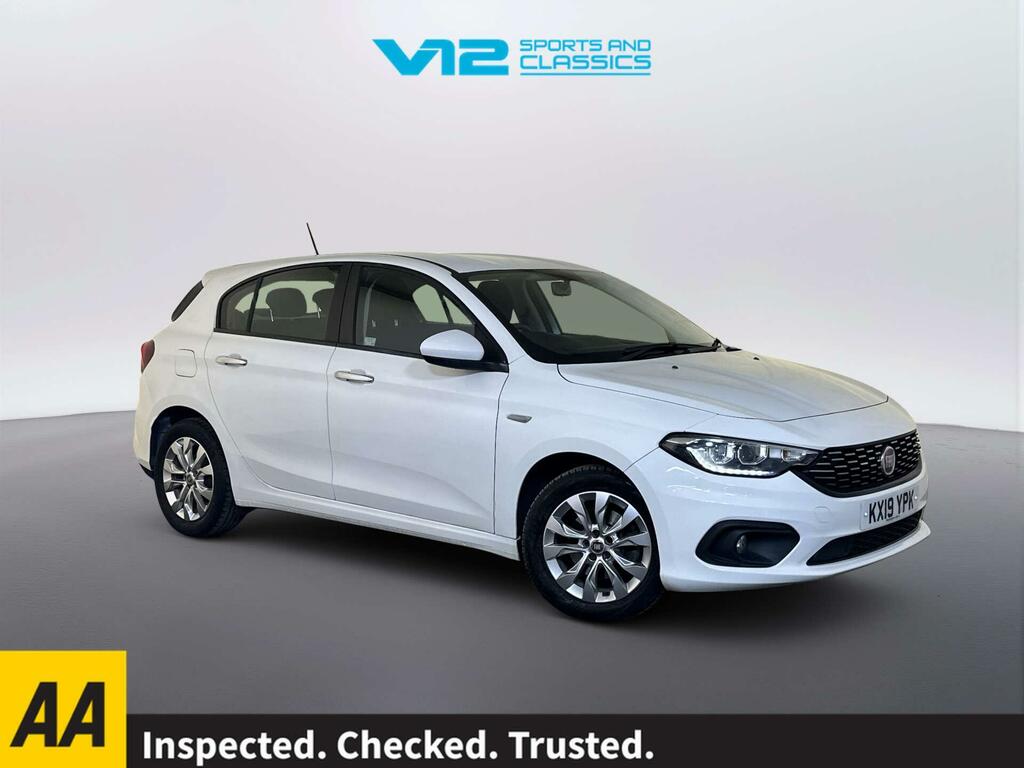 Fiat Tipo 1.4 Mpi Easy Plus Hatchback Euro White