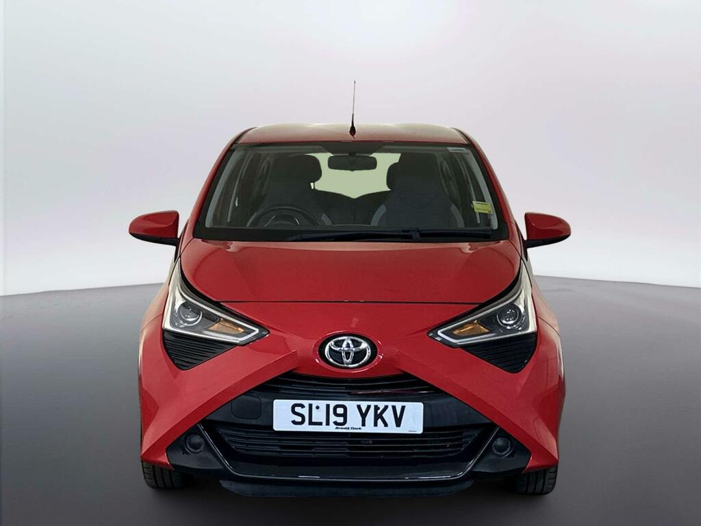 Toyota Aygo 1.0 Vvt-i X-play Hatchback Euro Red #3