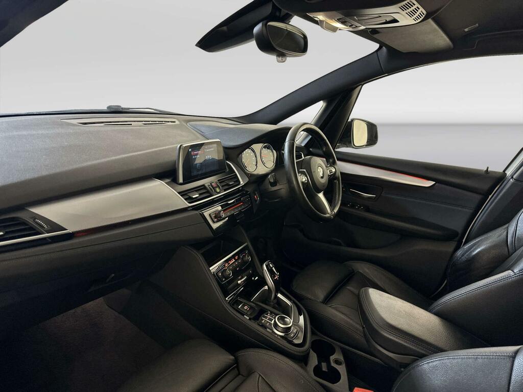 BMW 2 Series Gran Tourer Luxury White #10