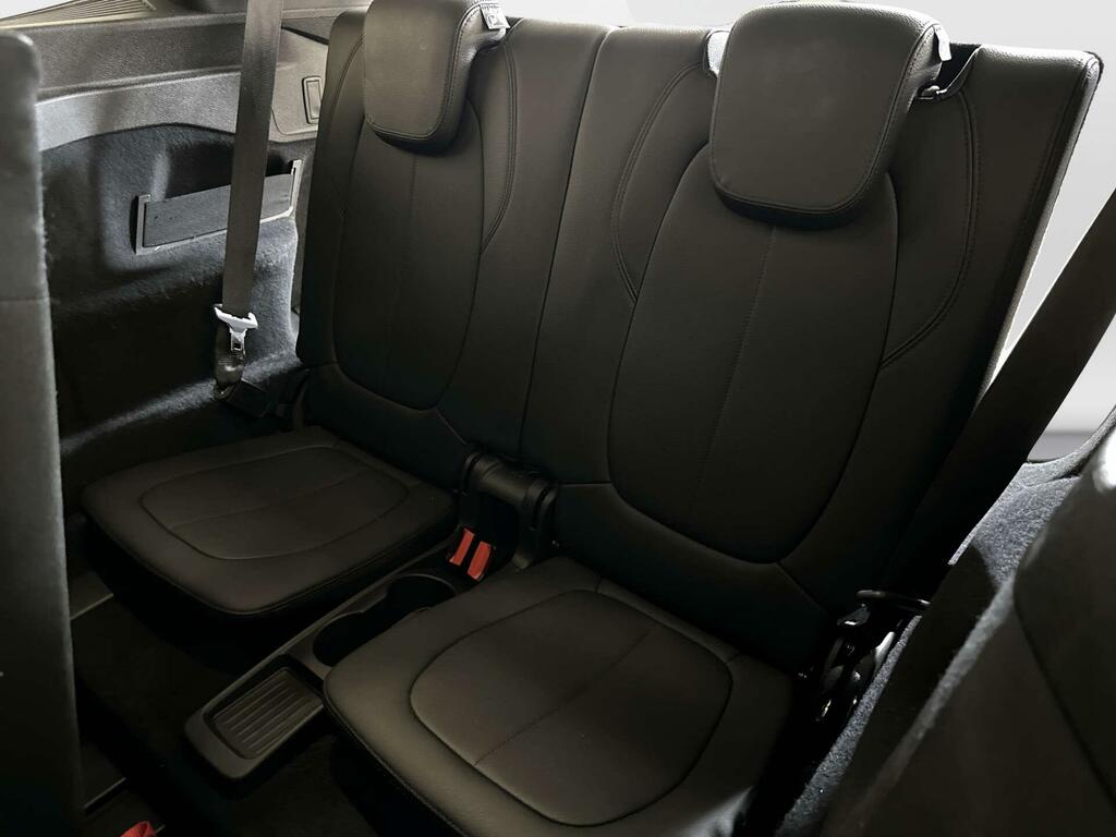 BMW 2 Series Gran Tourer Luxury White #13