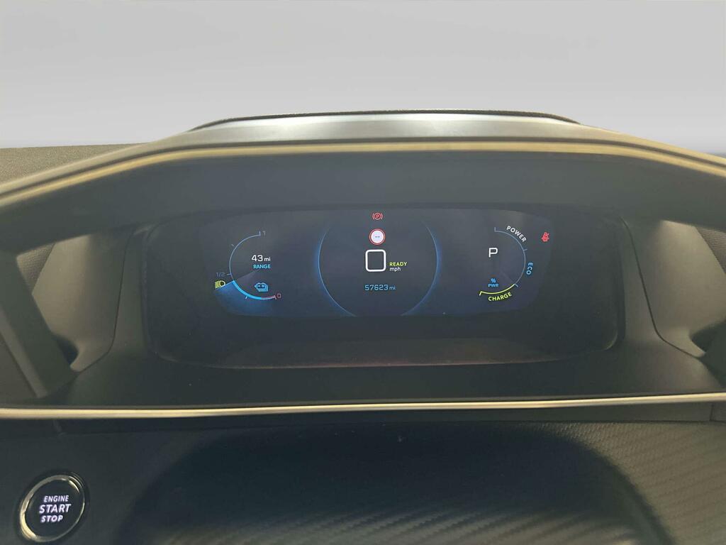Peugeot e-2008 Allure Premium Black #16