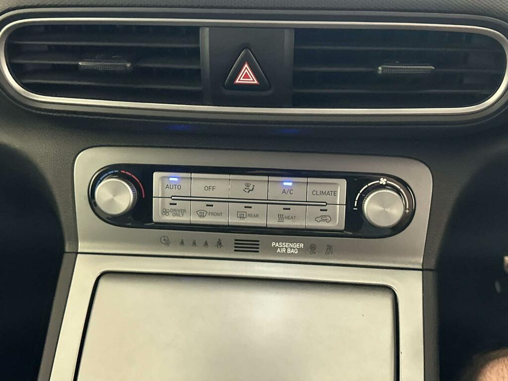 Hyundai Kona Hatchback Black #22