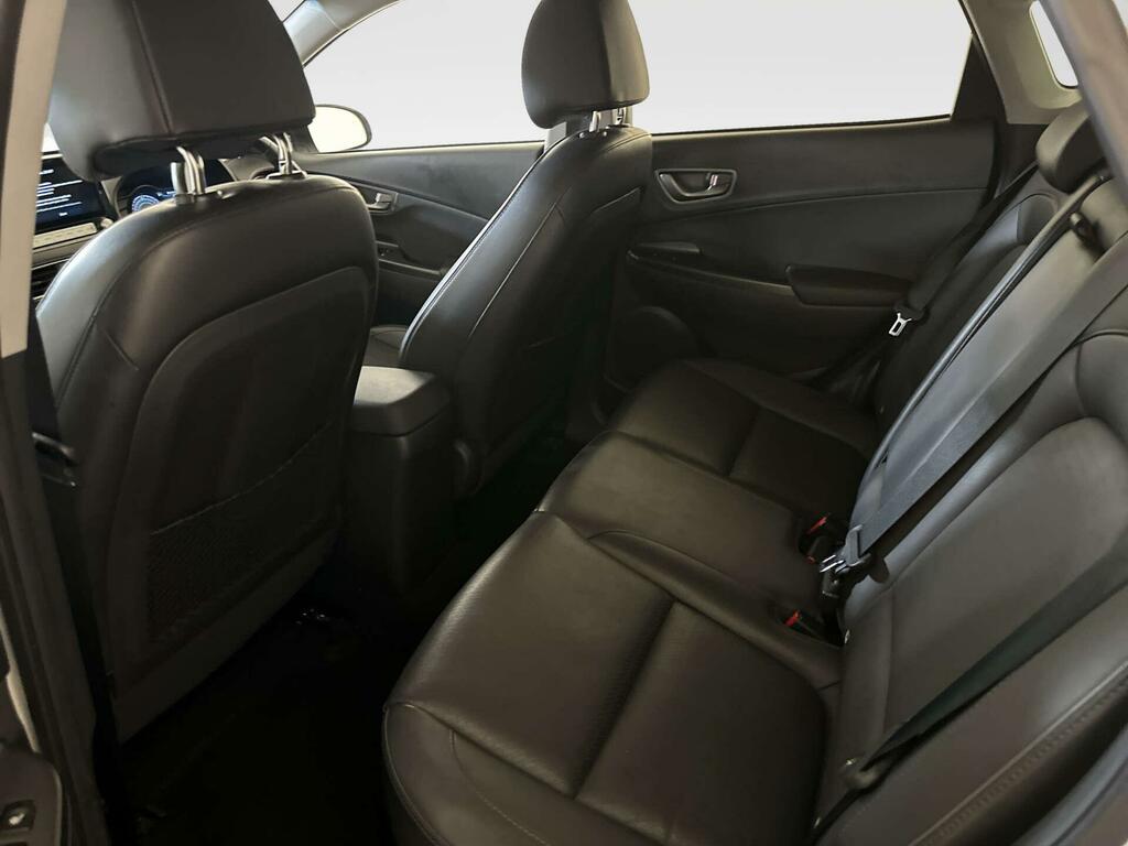 Hyundai Kona Hatchback Black #12
