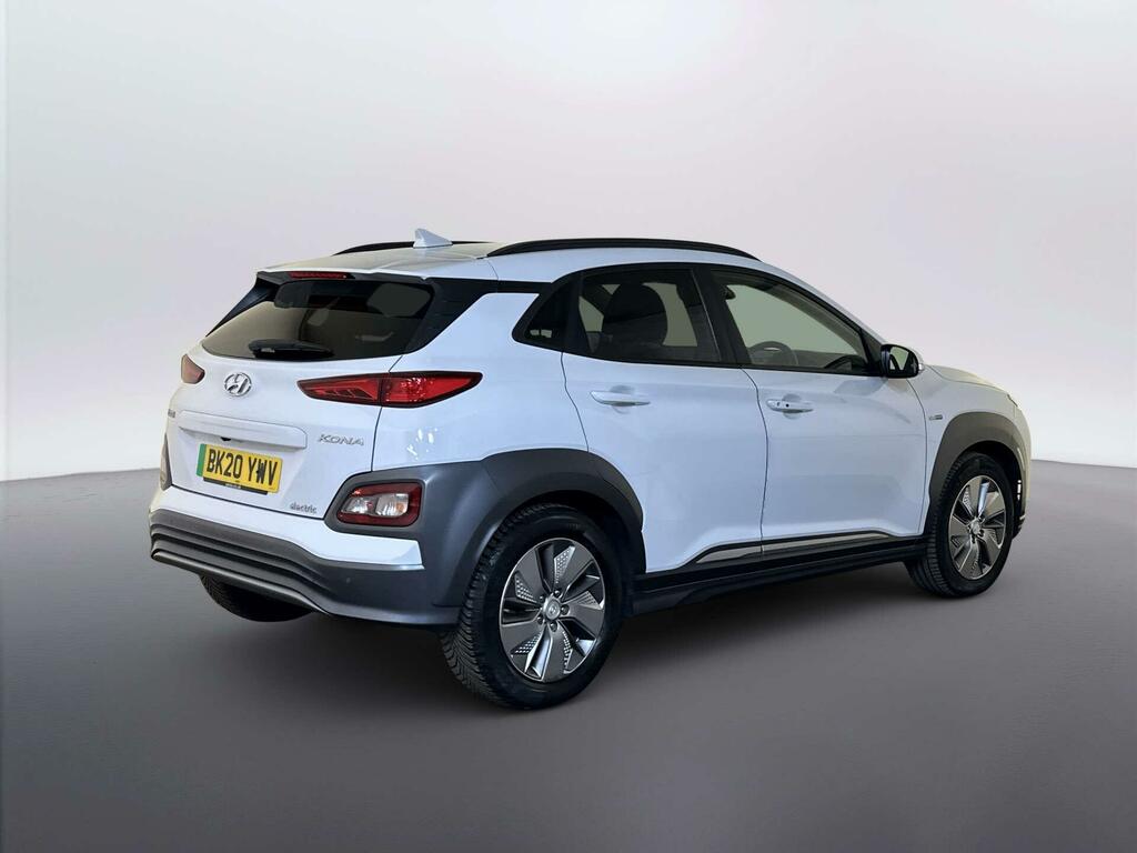 Hyundai Kona Hatchback Black #8