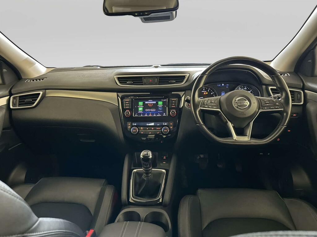 Nissan Qashqai 1.3 Dig-t Tekna Suv Euro 6 Ss EA69VLS Silver #2