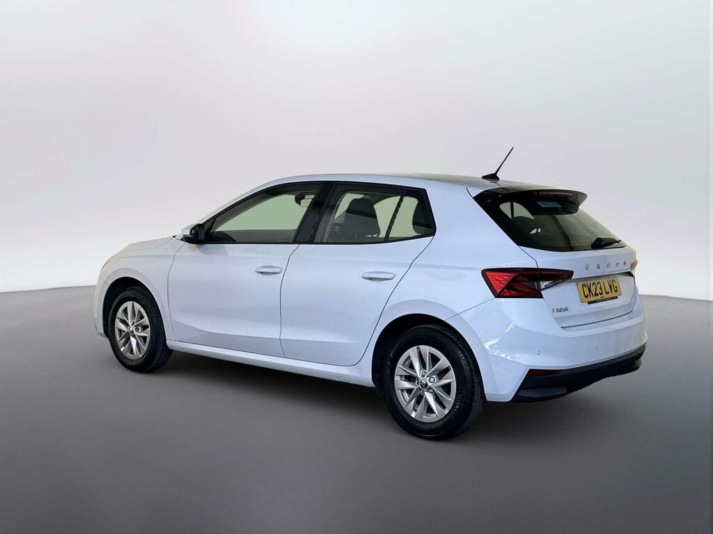 Skoda Fabia 1.0 Tsi Se Comfort Hatchback Eur White #6