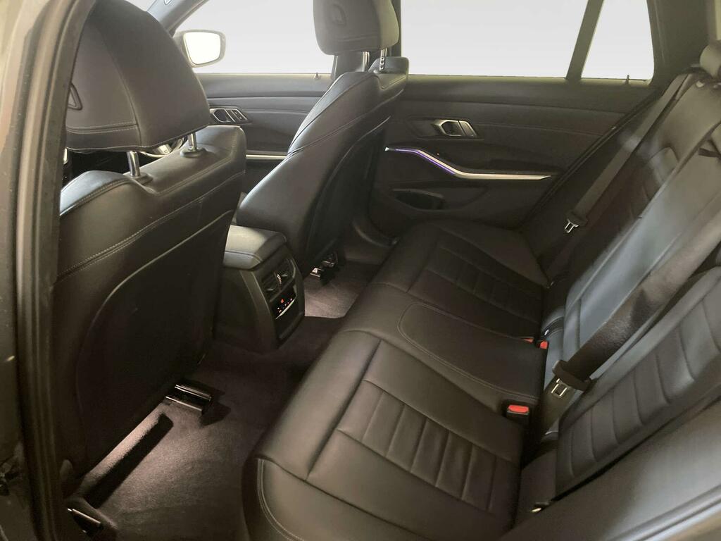 BMW 3 Series Saloon Blue #12