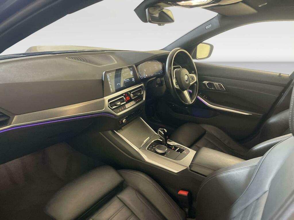 BMW 3 Series Saloon Blue #10